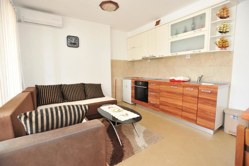 Апартаменты Apartman ANNA Đenovići Херцег-Нови-73